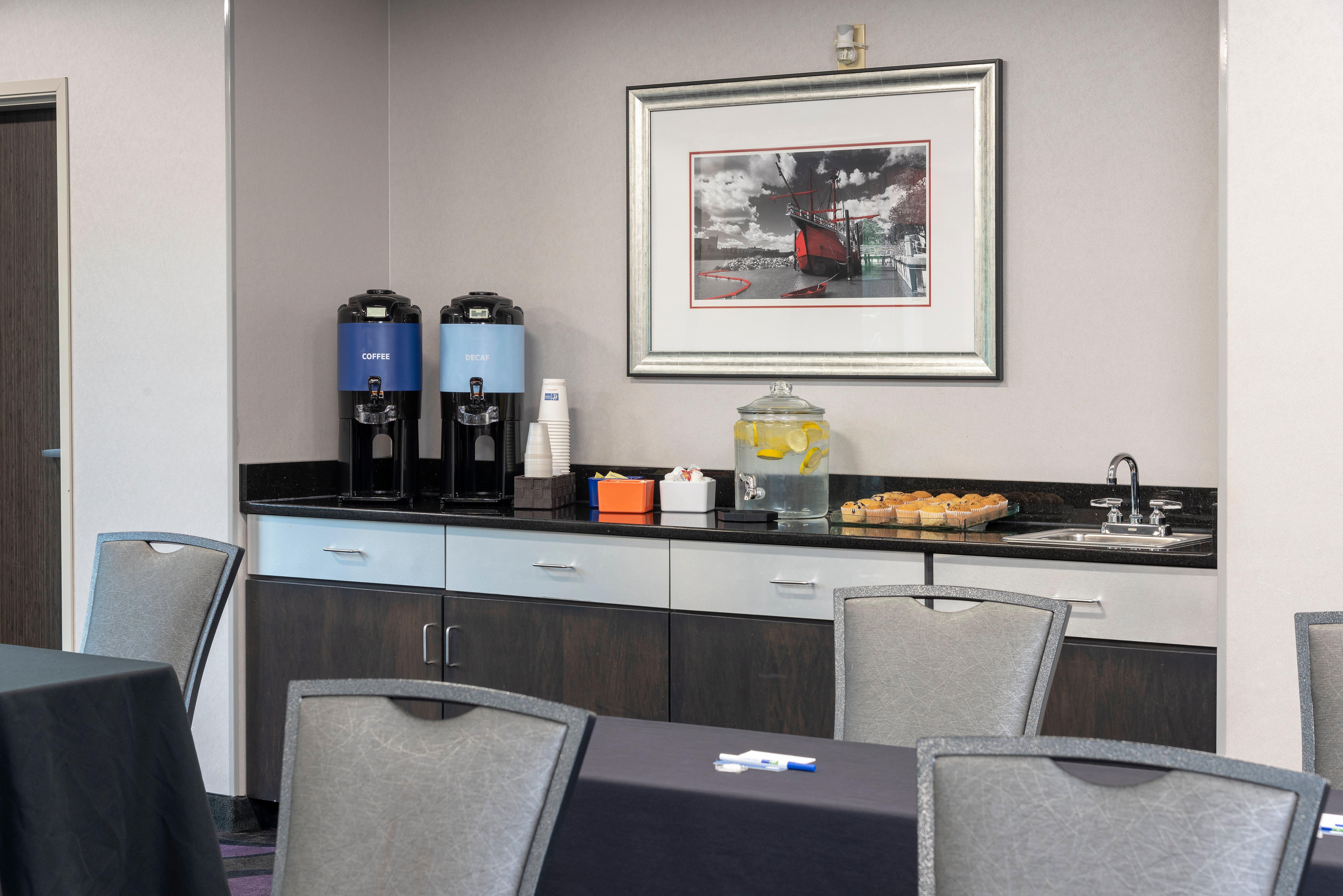 Holiday Inn Express & Suites Columbus - Polaris, An Ihg Hotel Екстериор снимка